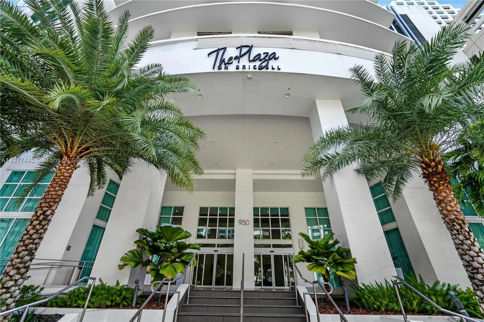 950 Brickell Bay Dr # 3008, Miami, FL 33131 photo 2
