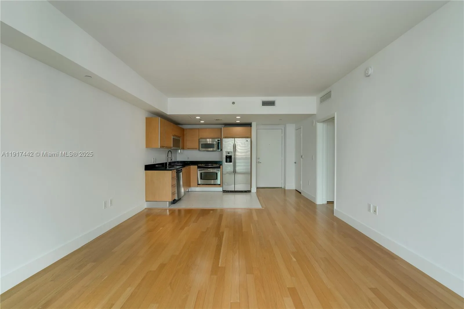 950 Brickell Bay Dr # 3008, Miami, FL 33131 photo 6