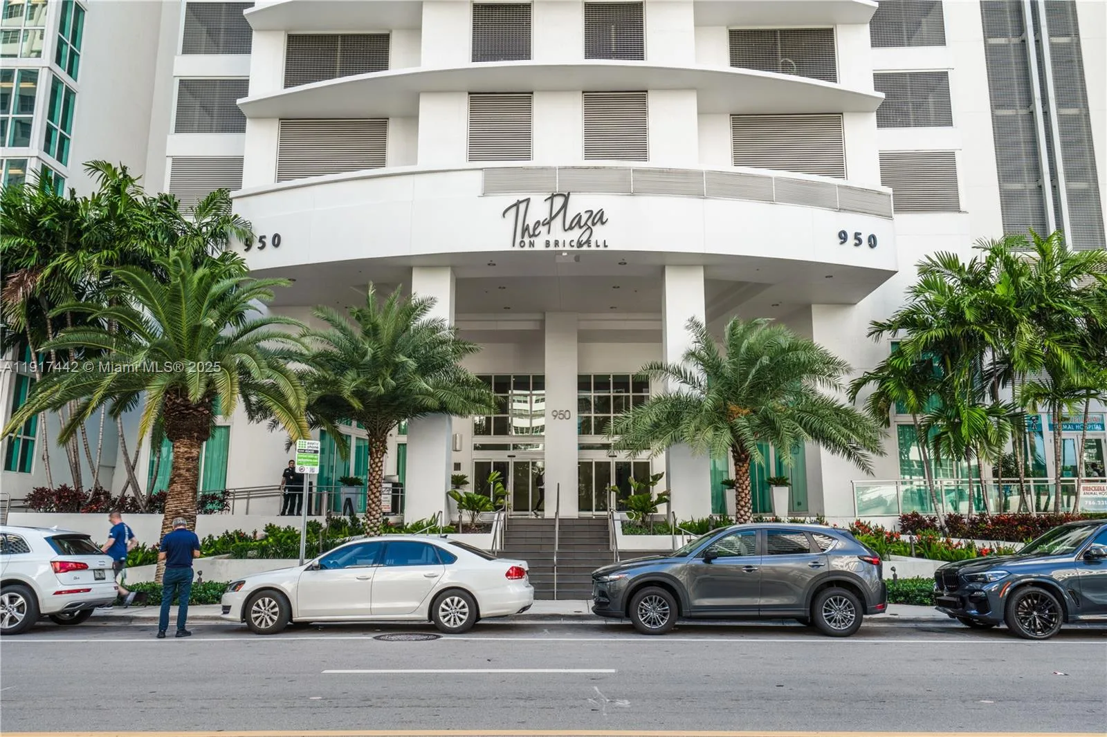 950 Brickell Bay Dr # 3008, Miami, FL 33131 photo 9