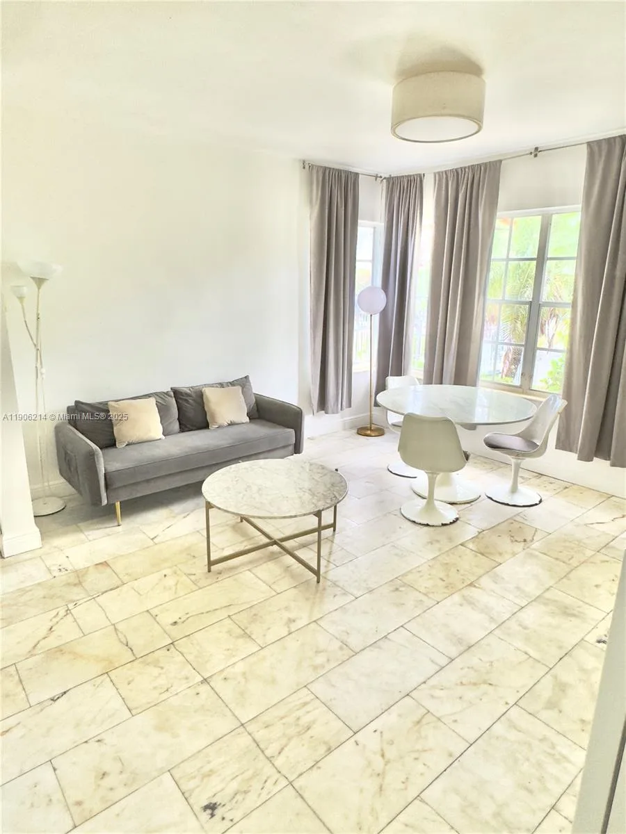 1526 Pennsylvania Ave # 2, Miami Beach, FL 33139 photo 2