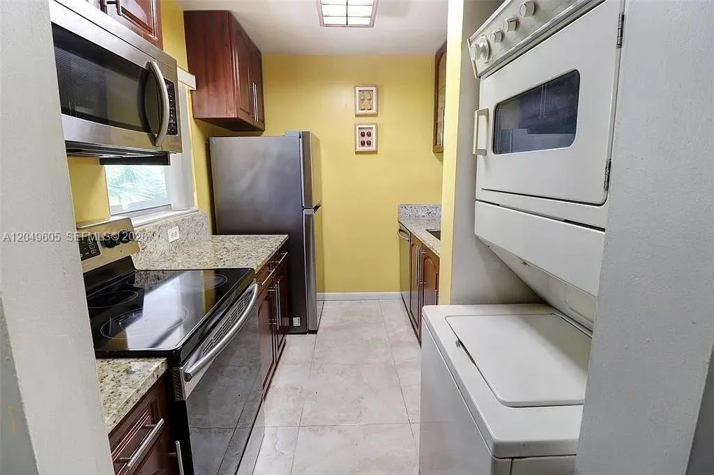3246 NW 102nd Ter # 308-F, Coral Springs, FL 33065 photo 2
