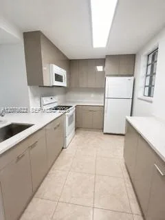14170 SW 84th St # 401-F, Miami, FL 33183