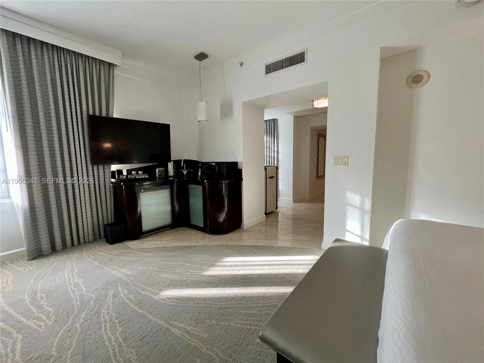 4391 Collins Ave # 419, Miami Beach, FL 33140 photo 11