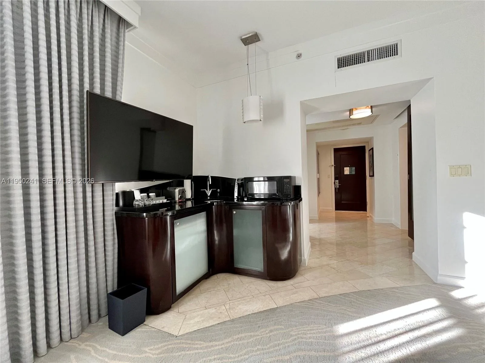 4391 Collins Ave # 419, Miami Beach, FL 33140 photo 12