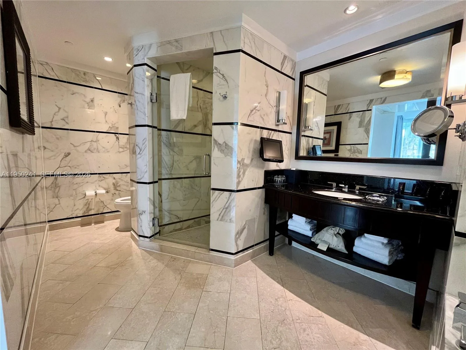 4391 Collins Ave # 419, Miami Beach, FL 33140 photo 13
