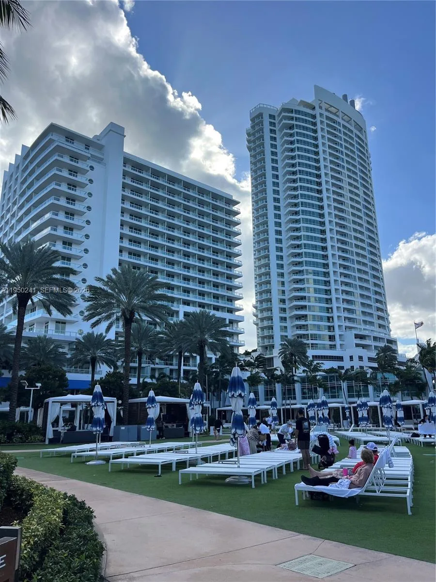 4391 Collins Ave # 419, Miami Beach, FL 33140 photo 2