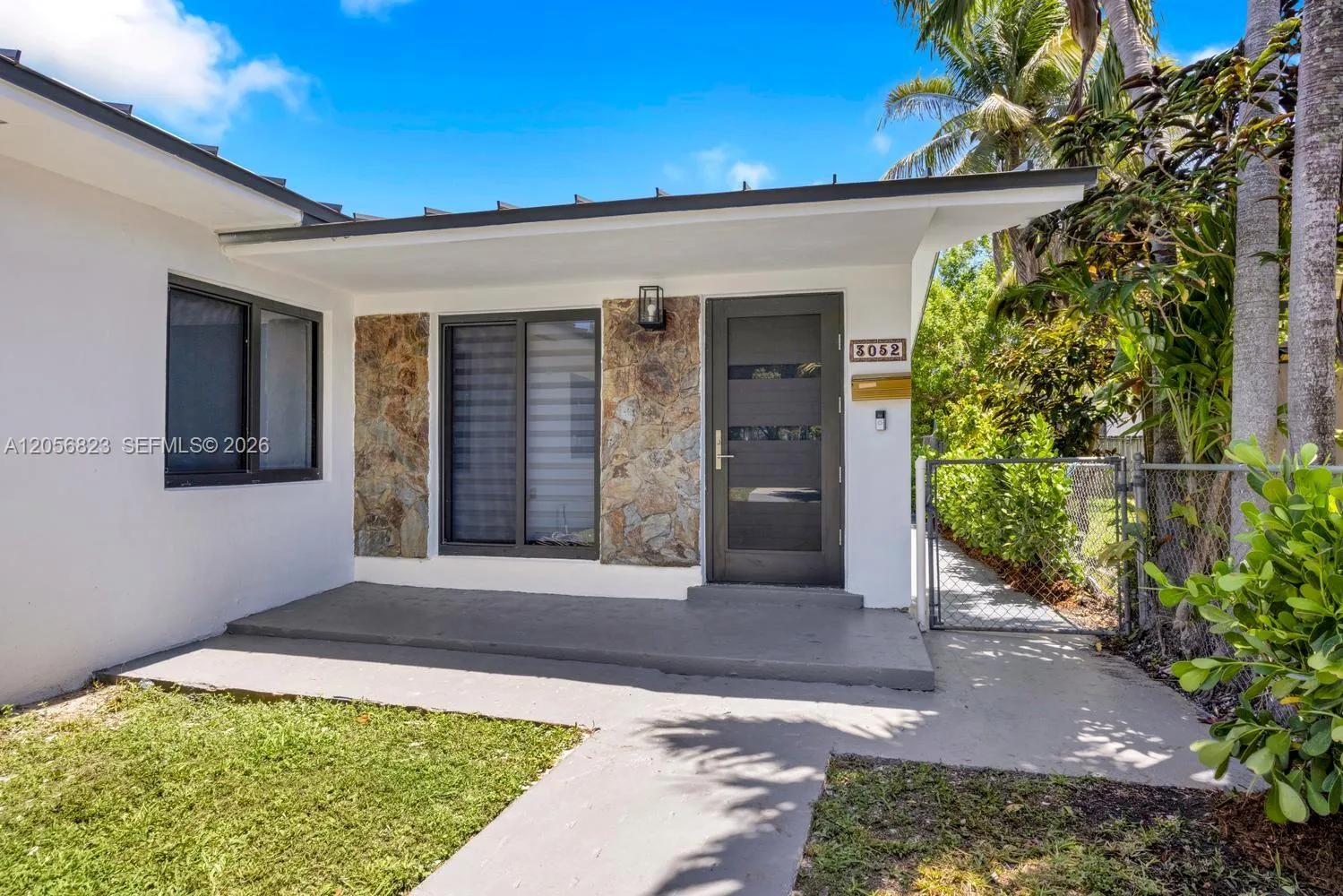 3052 SW 26th St # 3052, Miami, FL 33133