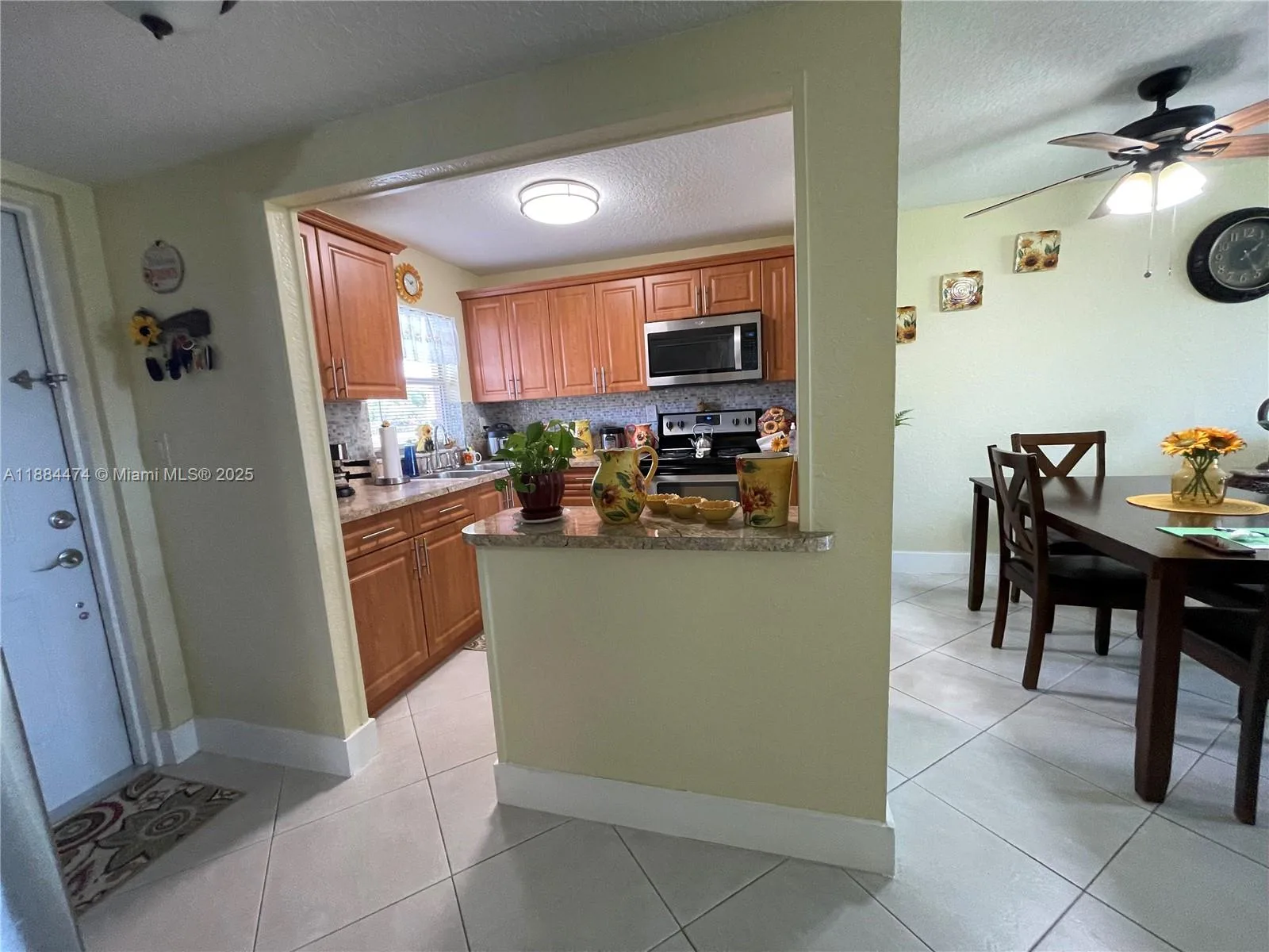 9041 Sunrise Lakes Blvd # 108, Sunrise, FL 33322 photo 9