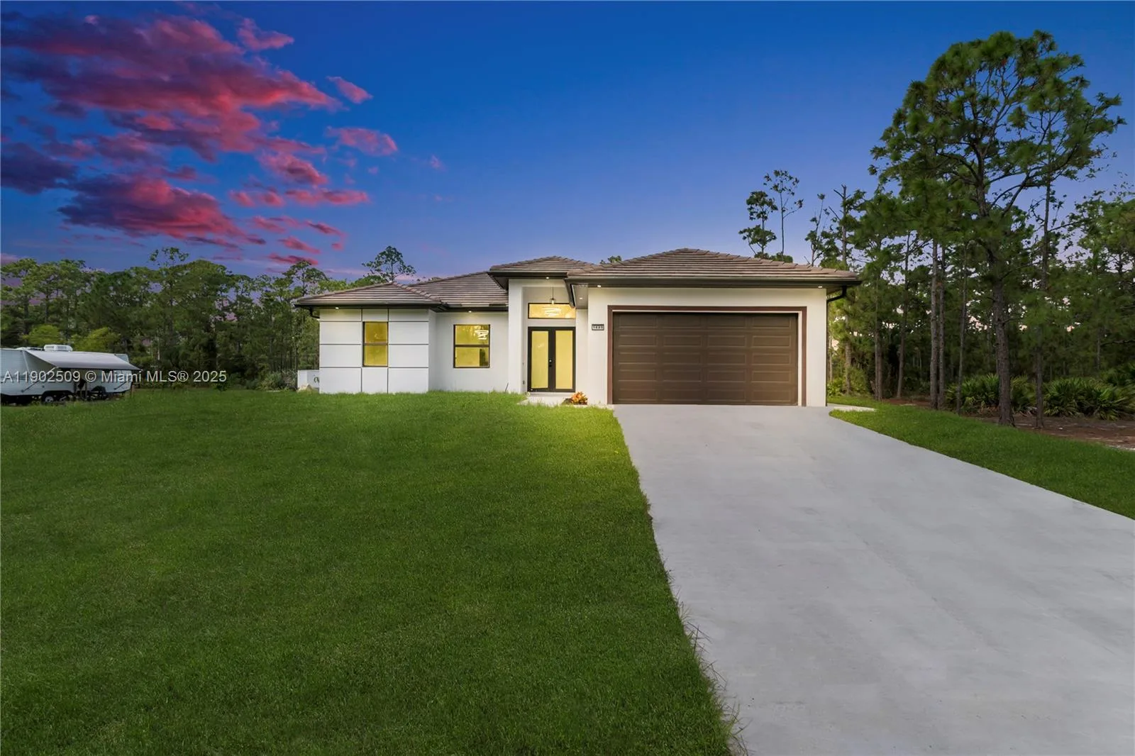 1689 Palmetto Ave, Lehigh Acres, FL 33972 photo 3