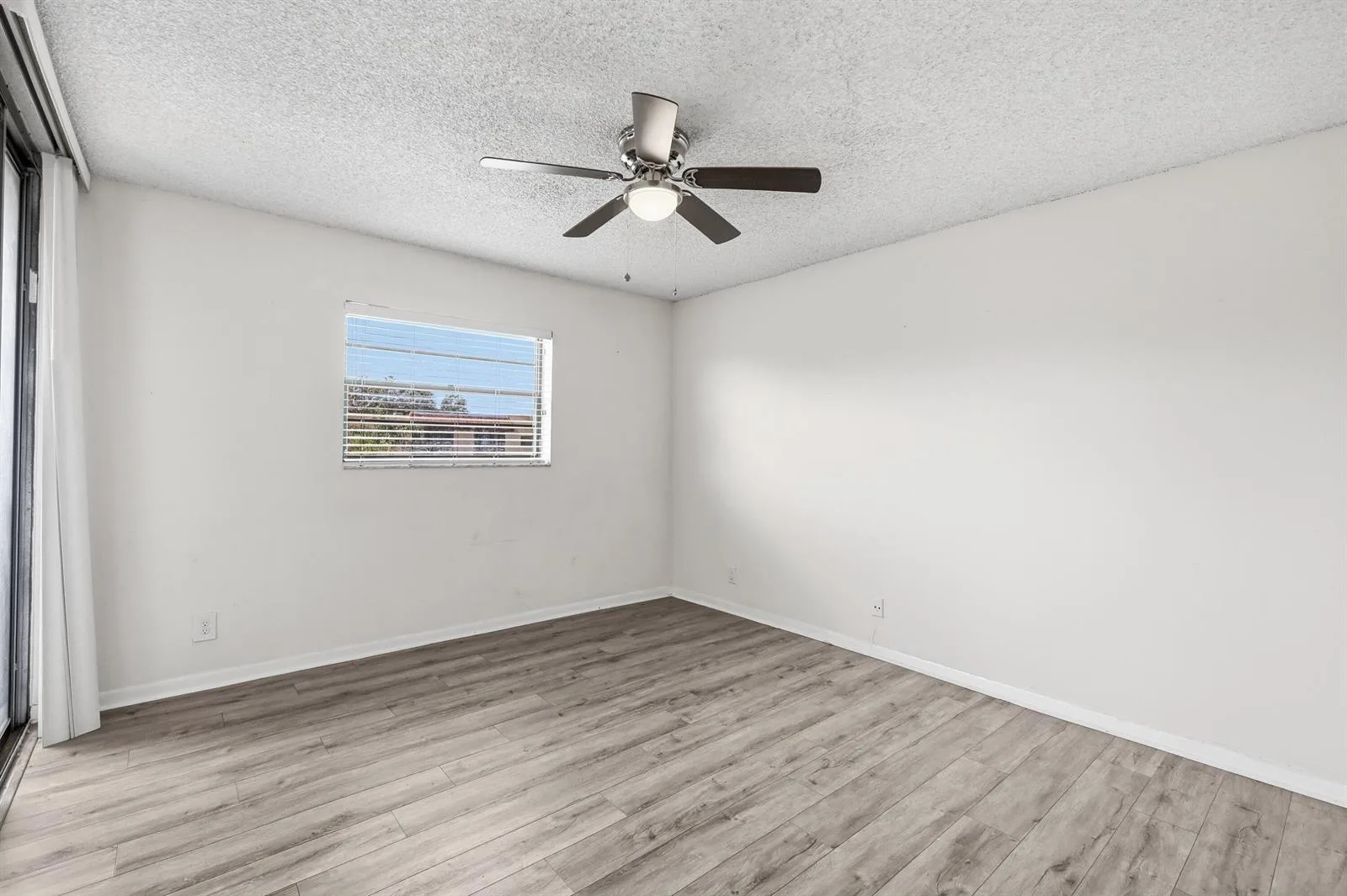 10501 W Broward Boulevard # 405, Plantation, FL 33324 photo 13