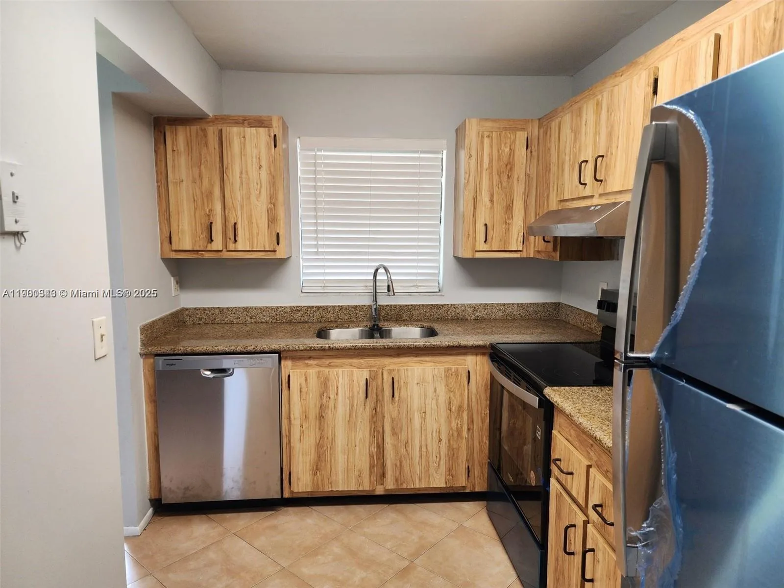 6061 Shakerwood Cir # 208, Tamarac, FL 33319 photo 4