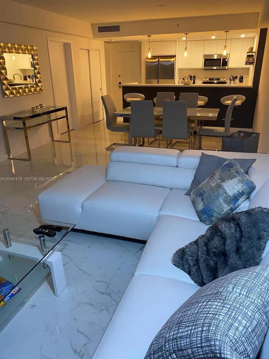 5601 Collins Ave # 722, Miami Beach, FL 33140 photo 4