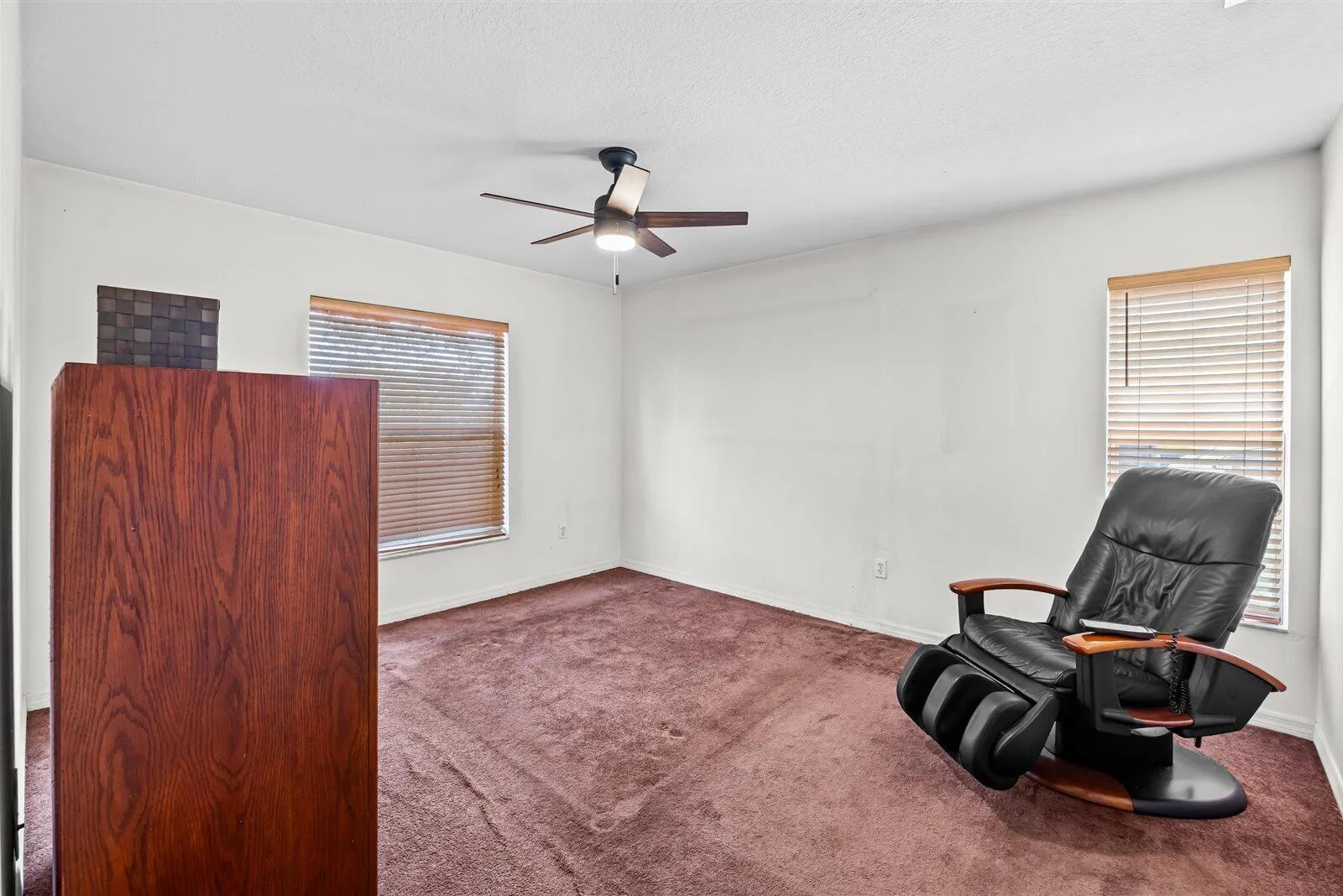 913 SE FORREST PARK Drive, Stuart, FL 34994 photo 13