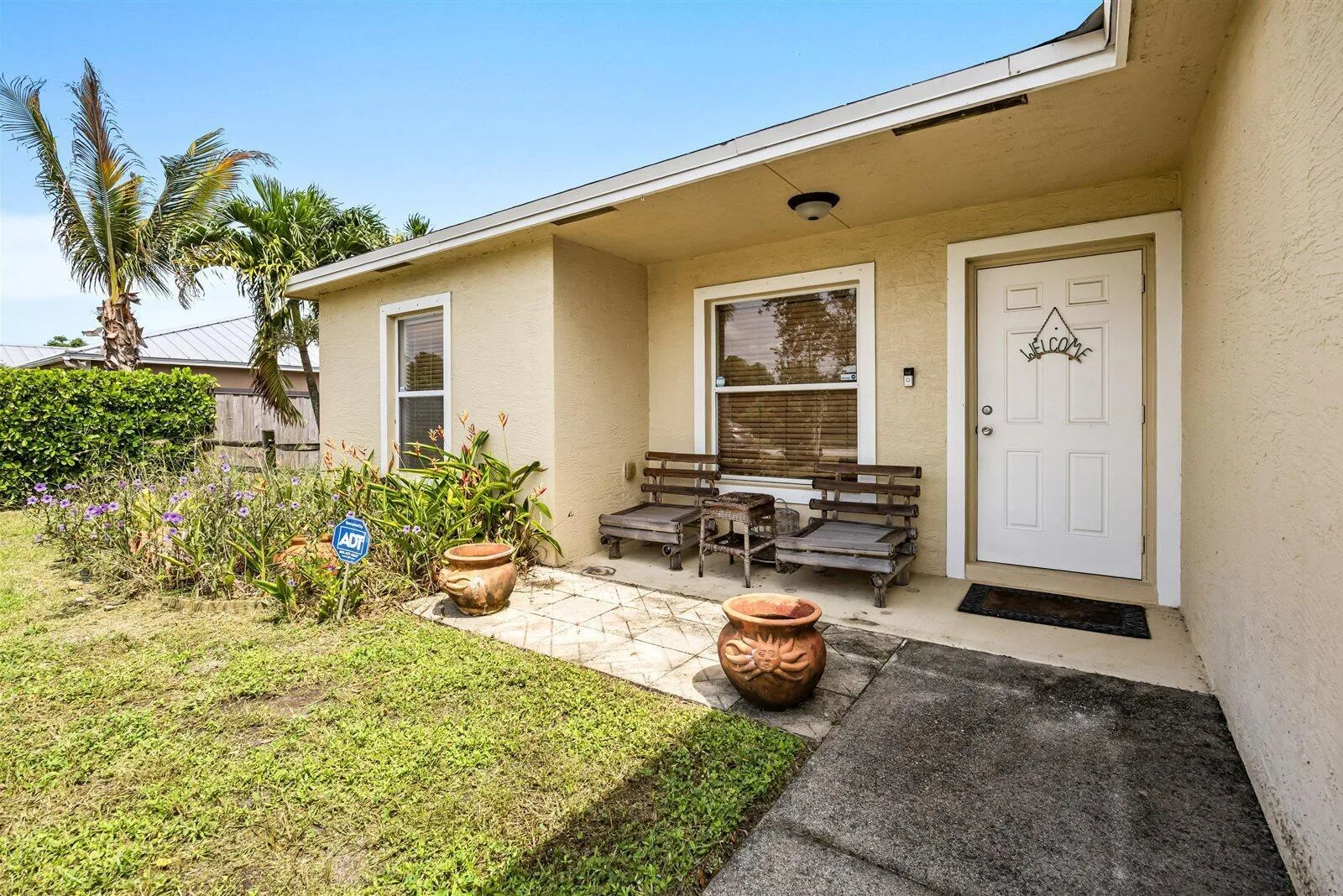 913 SE FORREST PARK Drive, Stuart, FL 34994 photo 4