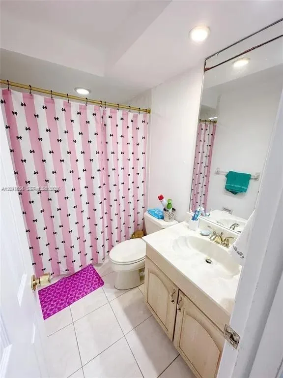 13953 Kendale Lakes Cir # 410B, Miami, FL 33183