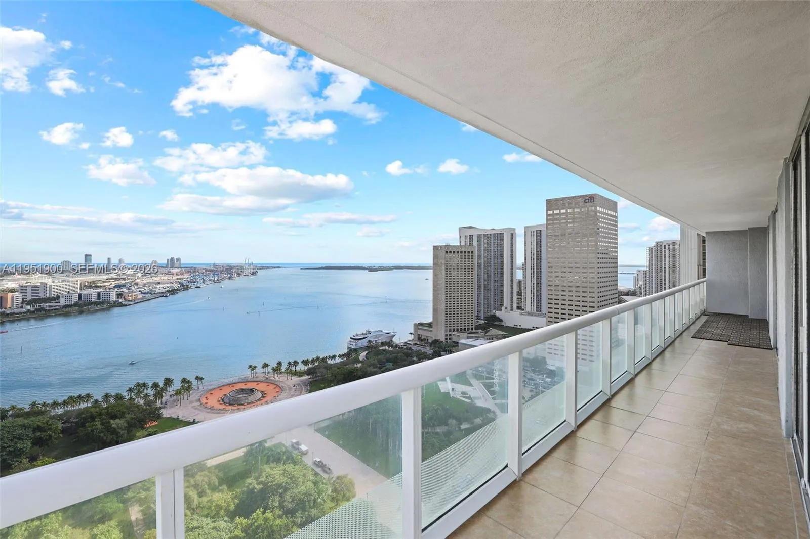 50 Biscayne Blvd # 3102, Miami, FL 33132 photo 12