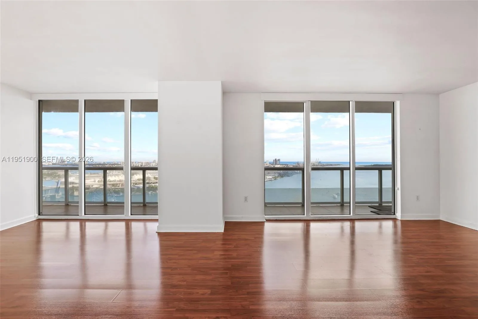50 Biscayne Blvd # 3102, Miami, FL 33132 photo 5