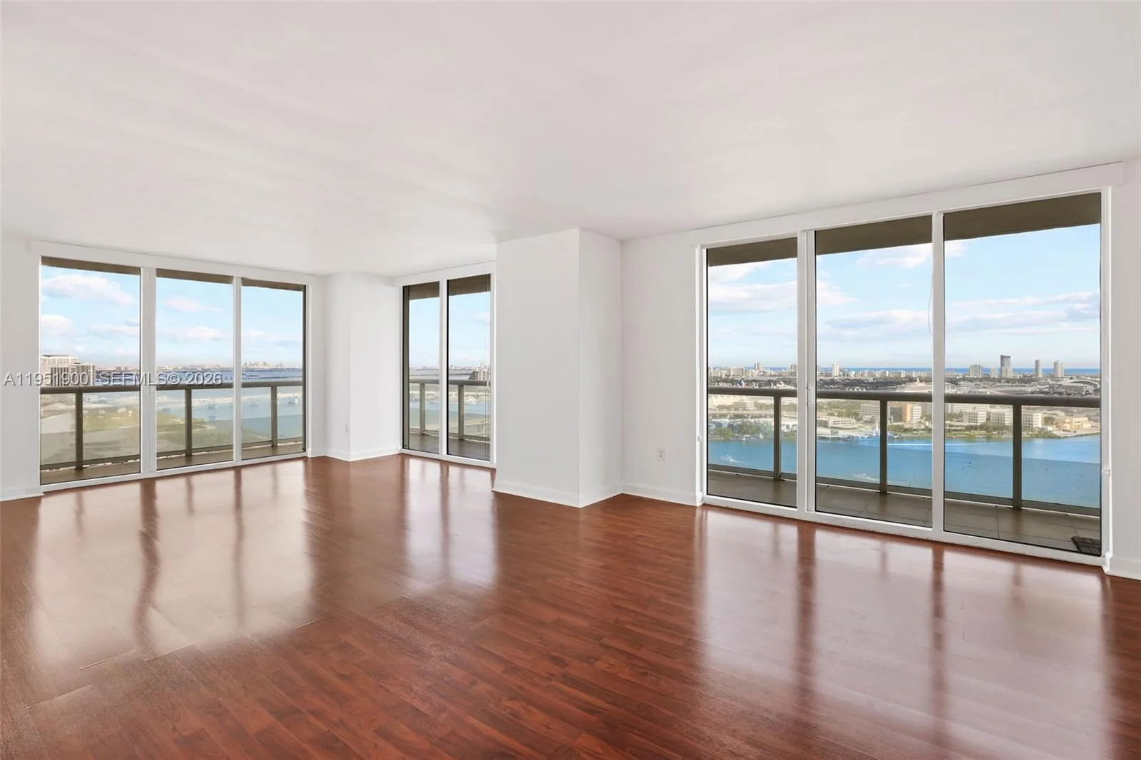 50 Biscayne Blvd # 3102, Miami, FL 33132 photo 6