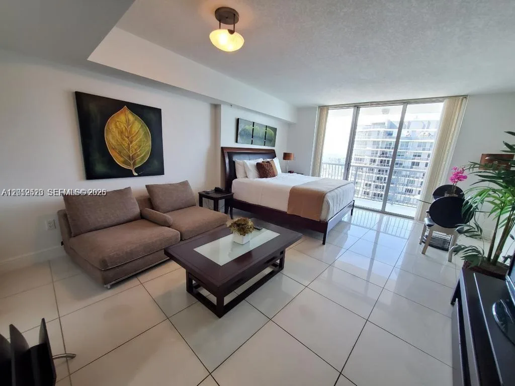 1750 N Bayshore Dr # 5407, Miami, FL 33132 photo 3