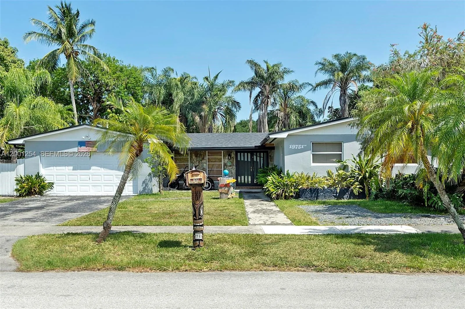 19751 SW 84th Ave, Cutler Bay, FL 33189 photo 2