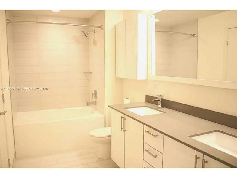 999 SW 1st Ave # 2106, Miami, FL 33130 photo 13