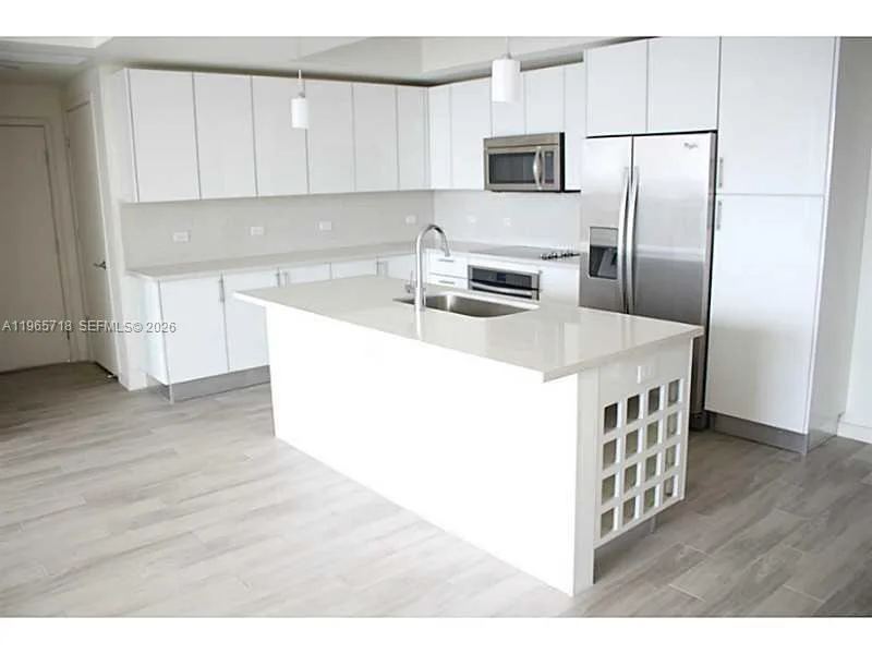 999 SW 1st Ave # 2106, Miami, FL 33130 photo 3