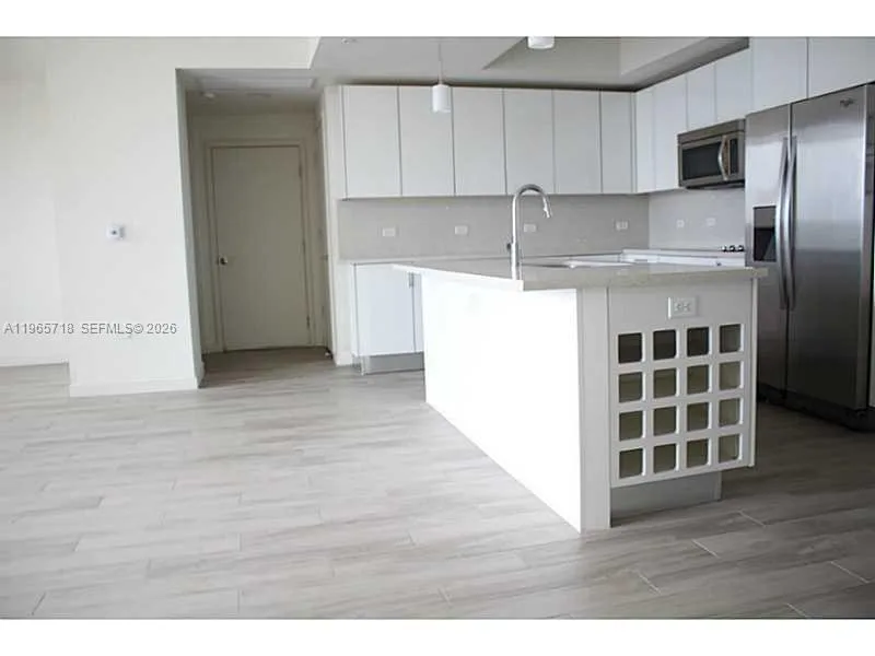 999 SW 1st Ave # 2106, Miami, FL 33130 photo 7