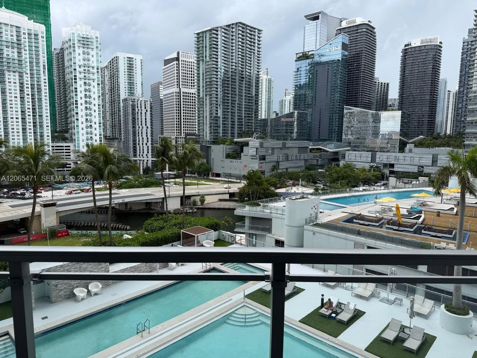 90 SW 3rd St # 1416, Miami, FL 33130 photo 10