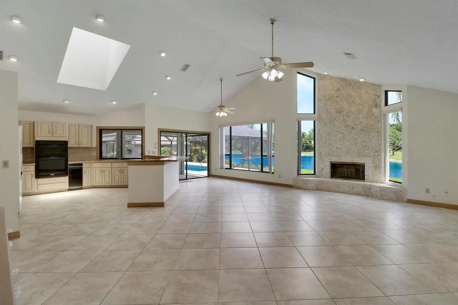 18691 SE LAKESIDE Way, Jupiter, FL 33469 photo 11