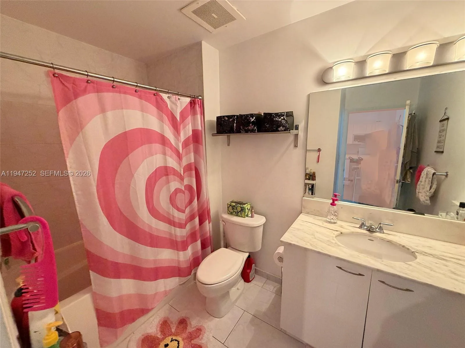 133 NE 2nd Ave # 2107, Miami, FL 33132 photo 11