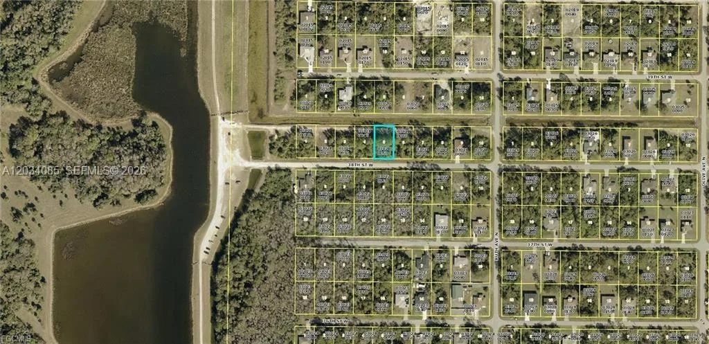 3310 38th St W, Lehigh Acres, FL 33971