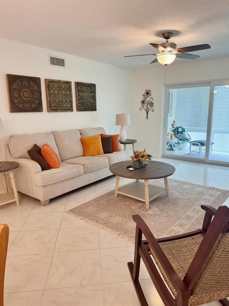2950 SE Ocean Boulevard # 8-6, Stuart, FL 34996