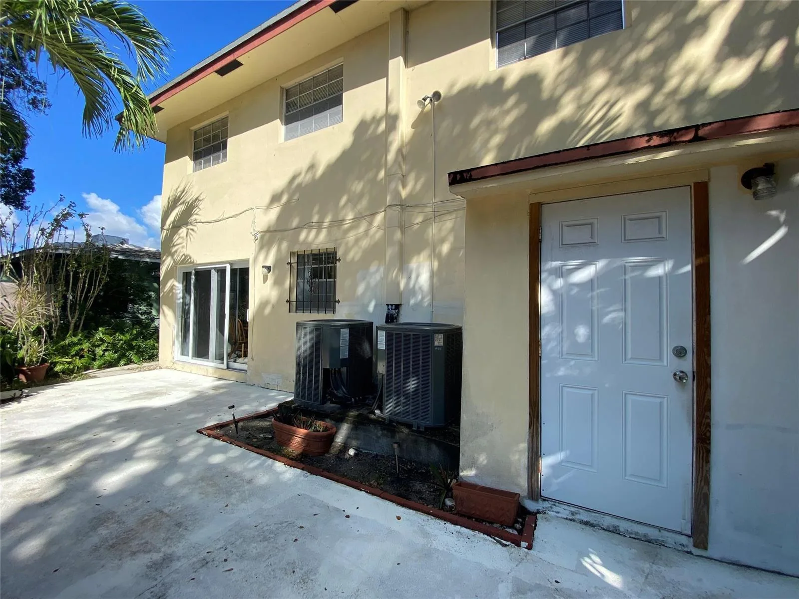 310 SW 11th Court, Fort Lauderdale, FL 33315 photo 11