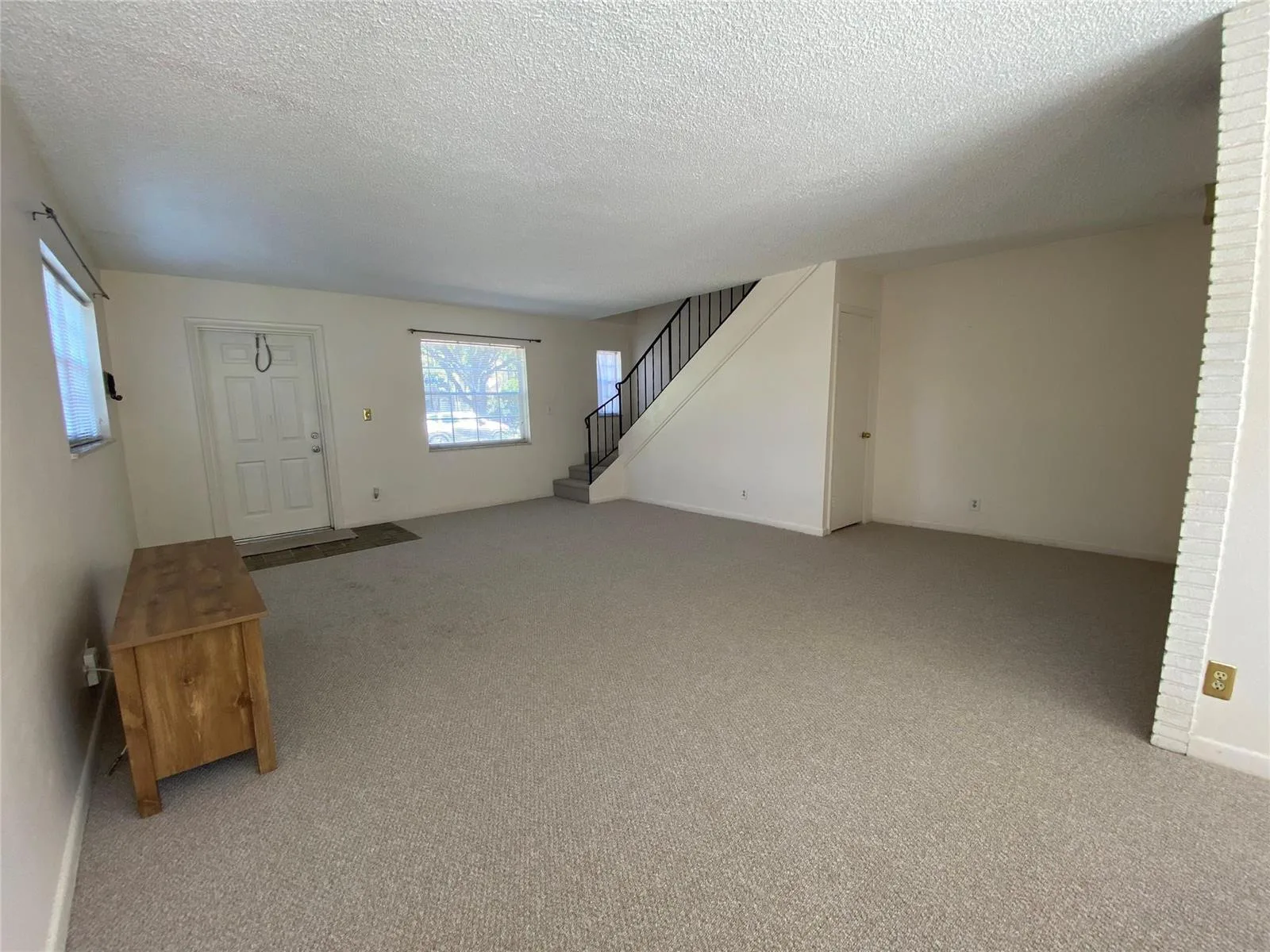 310 SW 11th Court, Fort Lauderdale, FL 33315 photo 5