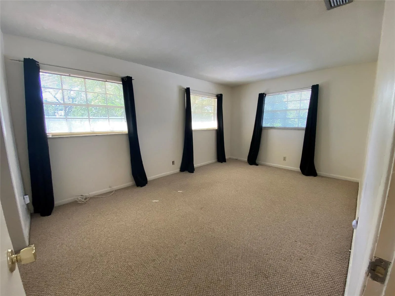310 SW 11th Court, Fort Lauderdale, FL 33315 photo 9