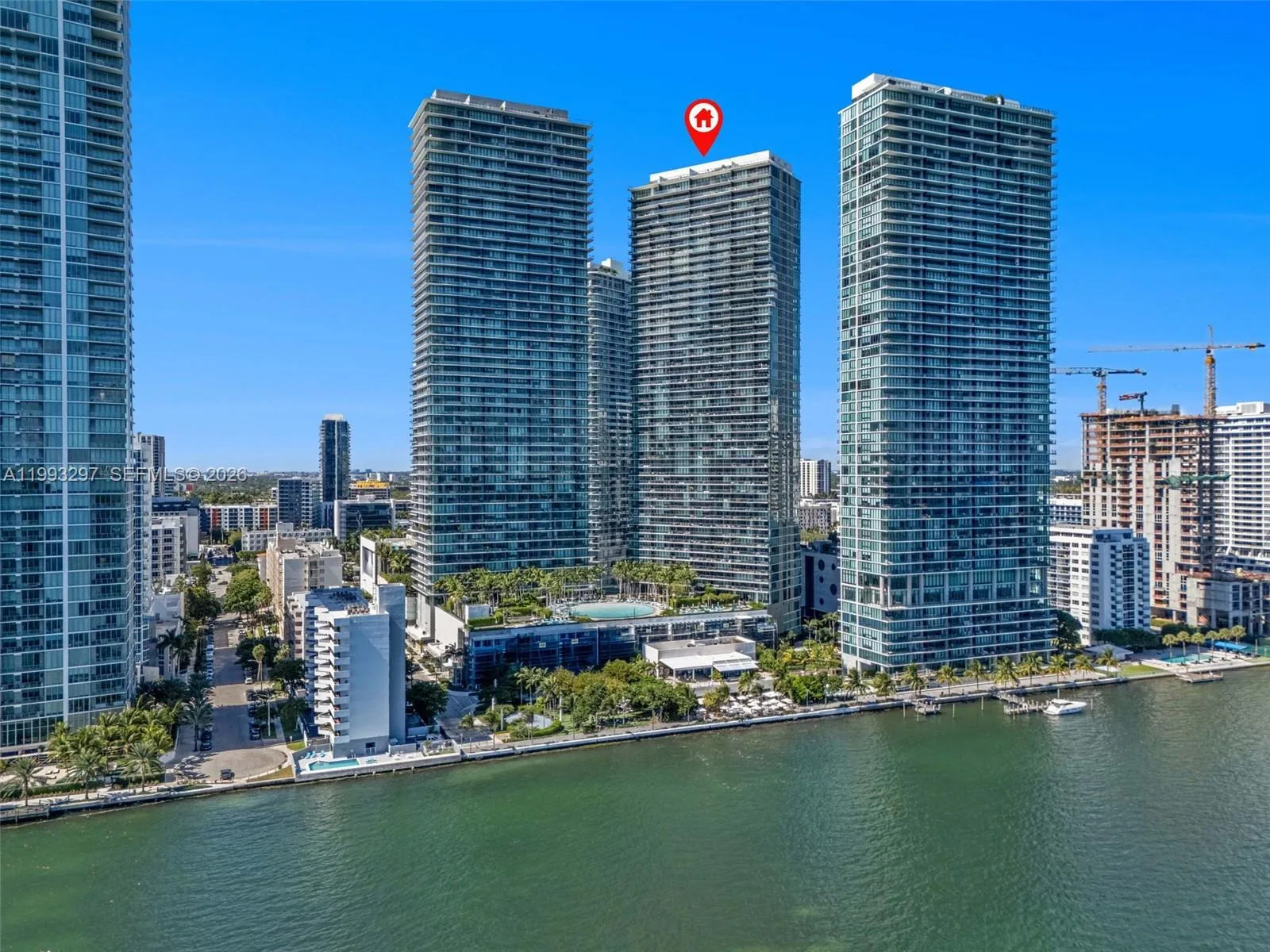 650 NE 32nd St # 2104, Miami, FL 33137