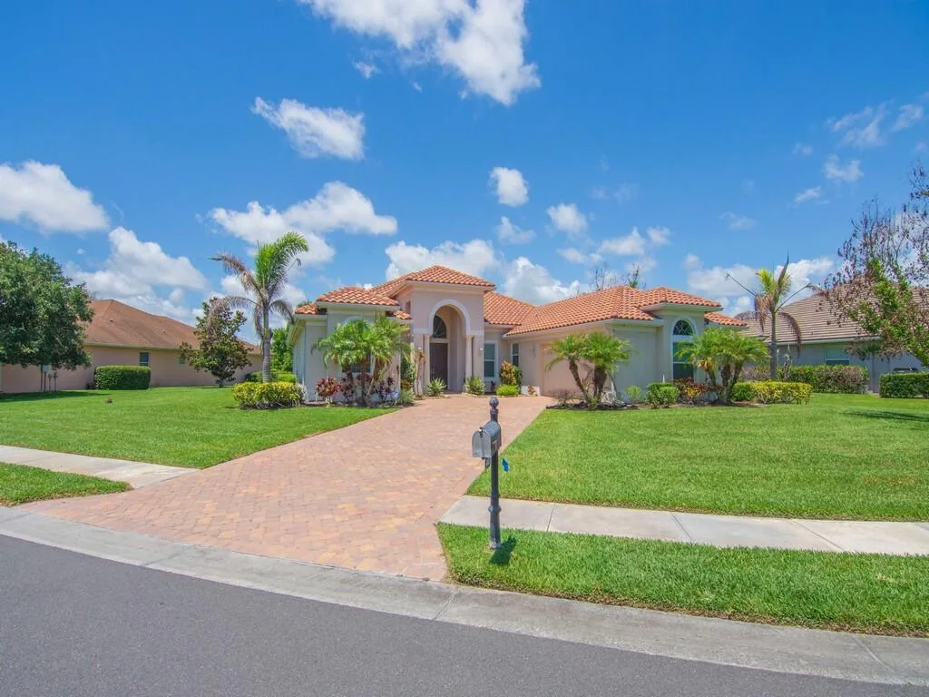 4405 65th Drive, Vero Beach, FL 32967 photo 8