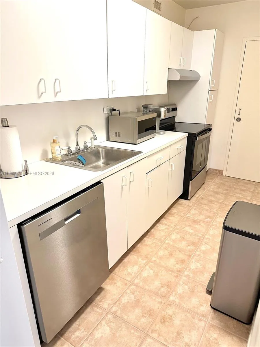 100 Lincoln Rd # 431, Miami Beach, FL 33139 photo 13