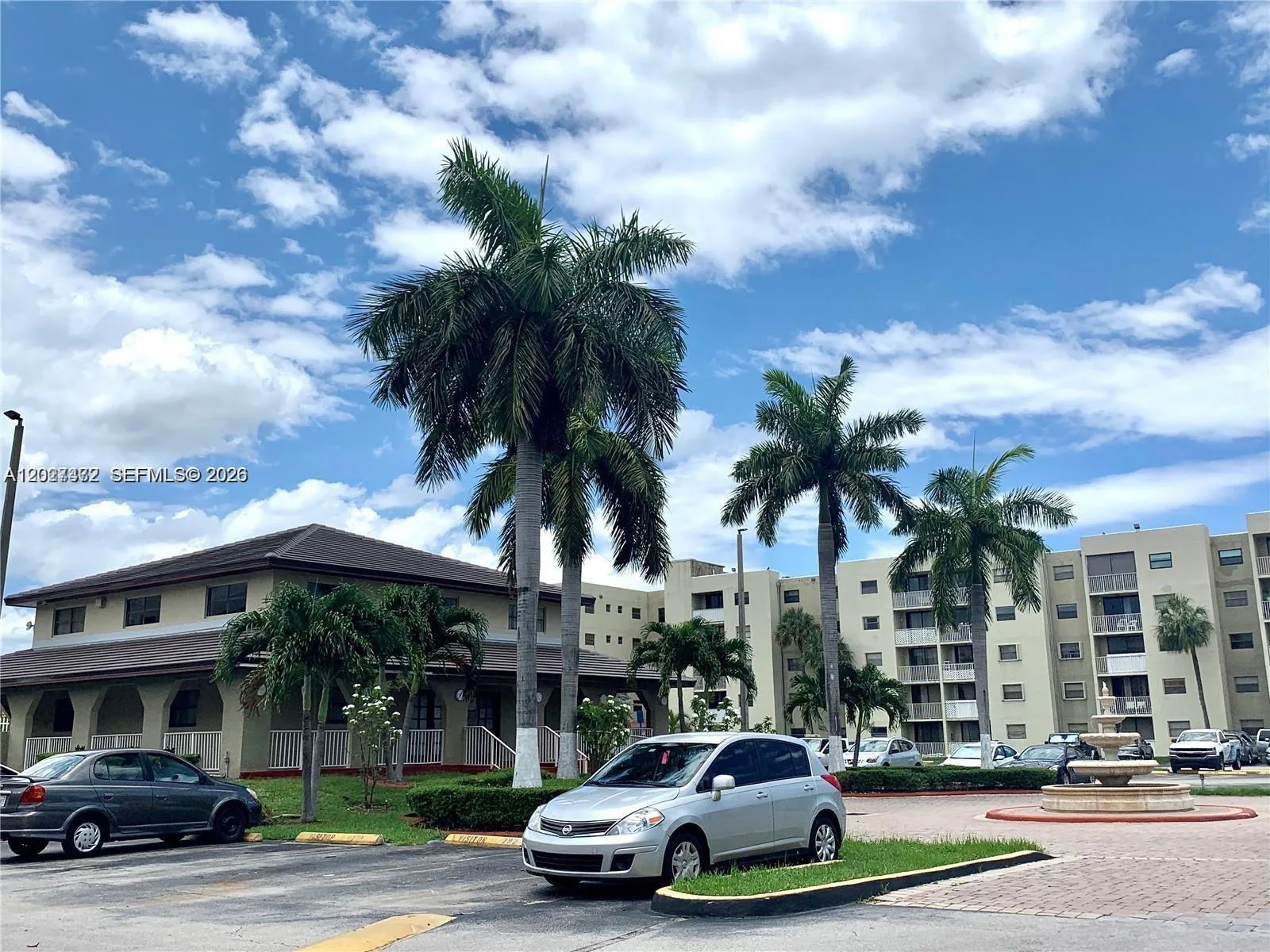 8185 NW 7th St # 218, Miami, FL 33126