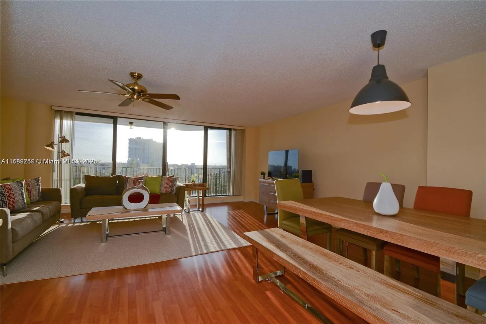 300 Three Islands Blvd # 308, Hallandale Beach, FL 33009 photo 4