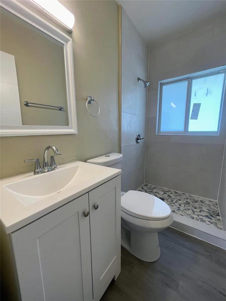 712 NW 17th Avenue, Fort Lauderdale, FL 33311 photo 5