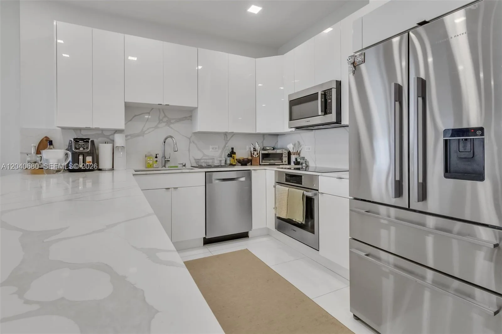 5701 Collins Ave # PH08, Miami Beach, FL 33140 photo 7