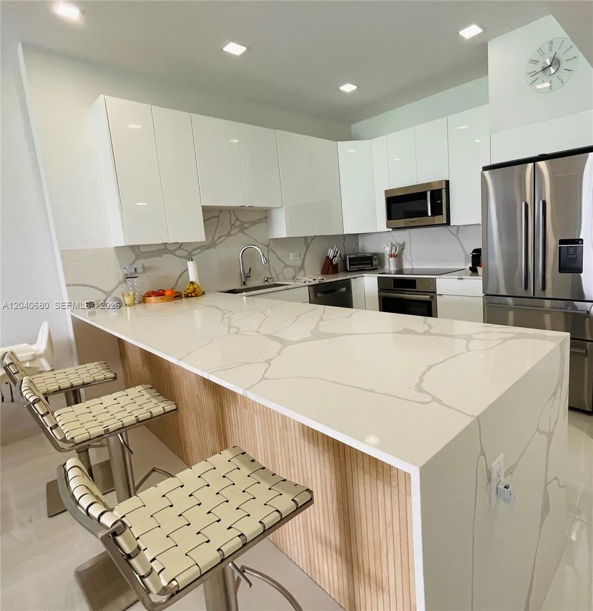 5701 Collins Ave # PH08, Miami Beach, FL 33140 photo 8