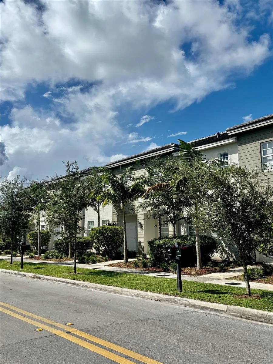 1310 NW 6th Ave # G, Florida City, FL 33034