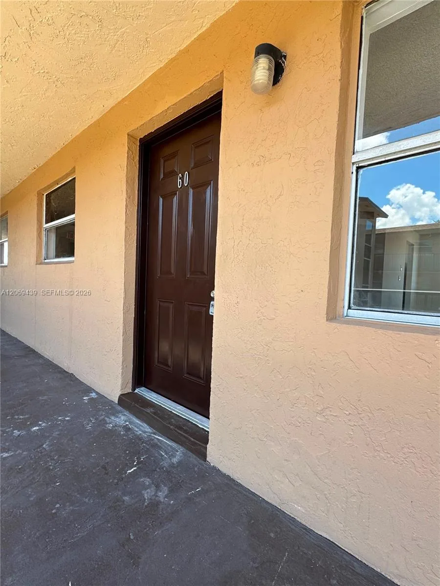 5441 W 24th Ave # 60, Hialeah, FL 33016 photo 2