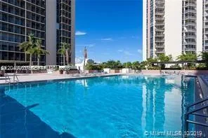 20379 W Country Club Dr # PH-32, Aventura, FL 33180