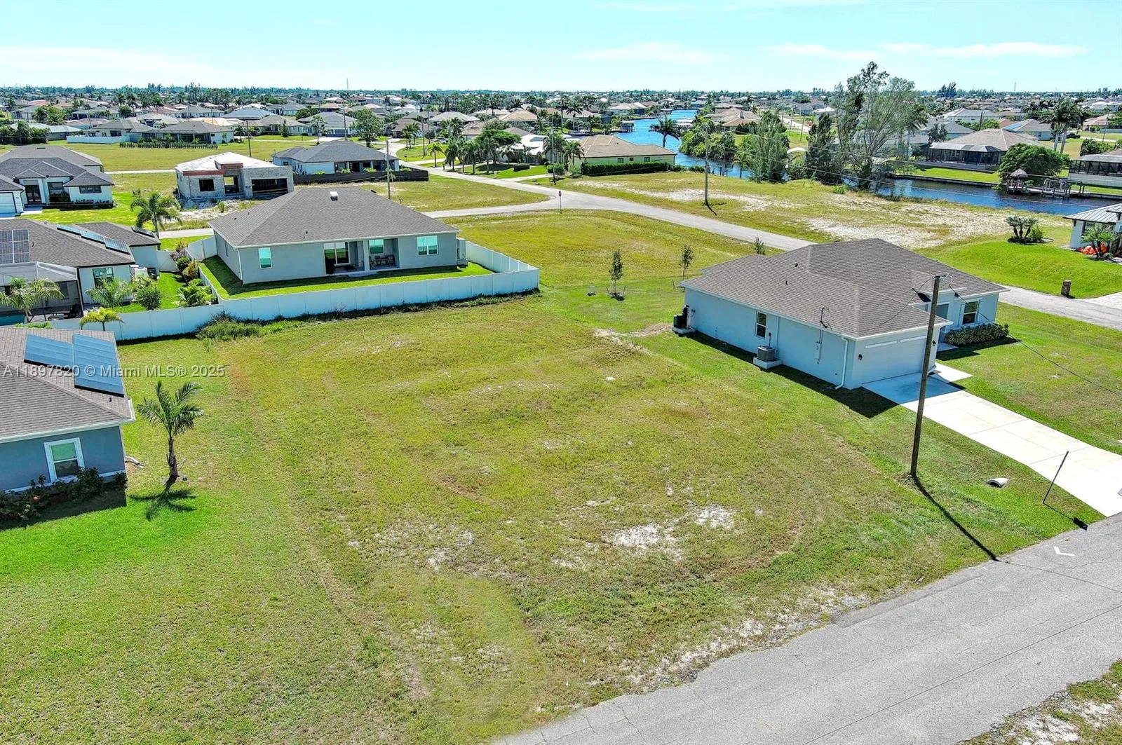 3548 NW 21ST TER, Cape Coral, FL 33993 photo 4