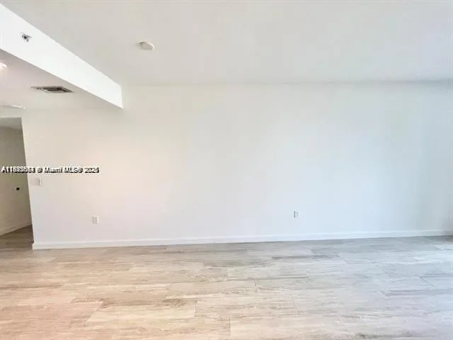 45 SW 9th St # 3009, Miami, FL 33130 photo 8