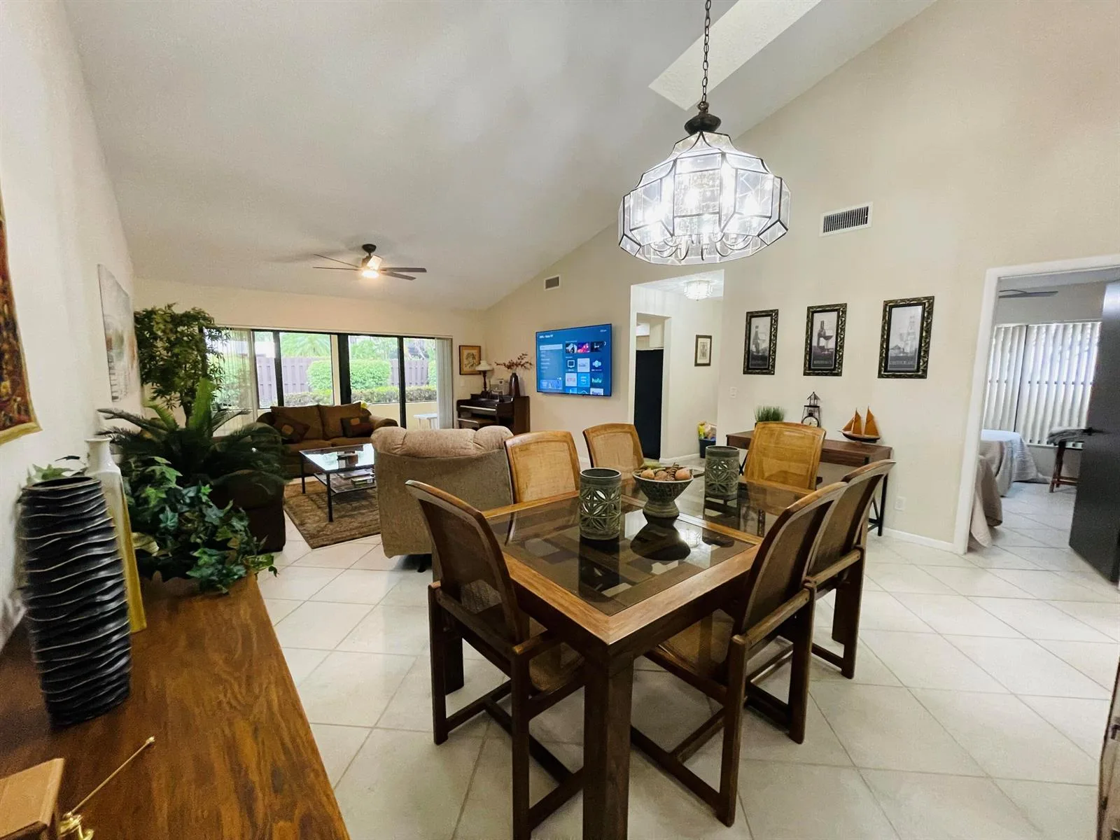 354 SW 28th Avenue, Delray Beach, FL 33445 photo 5