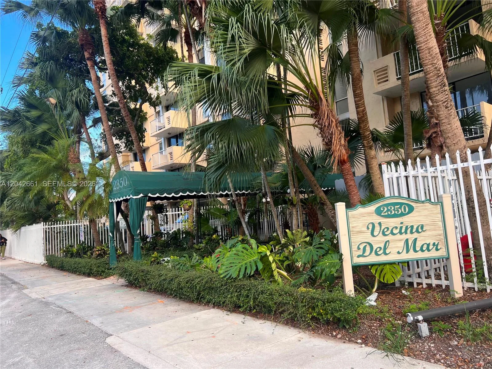 2350 NE 135th St # 209, North Miami, FL 33181